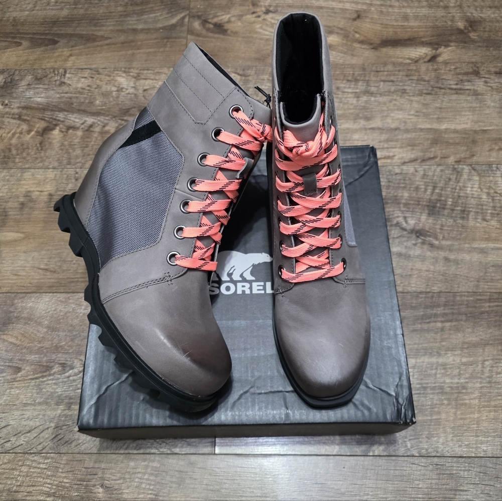 Sorel Joan Arctic Brown and Pink Leather Lace-Up WP Boots Size 9.5